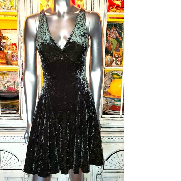 Vintage Betsey Johnson 90s Green Stretch Crushed Velvet Skater Slip Dress Size M - Picture 3 of 15